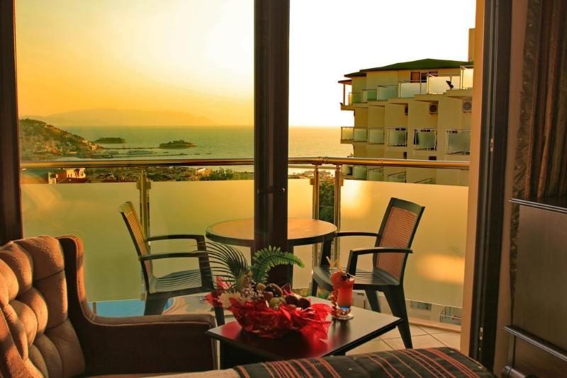 Odelia Resort Hotel Kuşadası Buitenkant foto