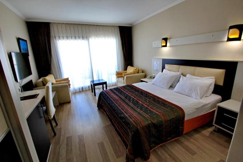 Odelia Resort Hotel Kuşadası Buitenkant foto